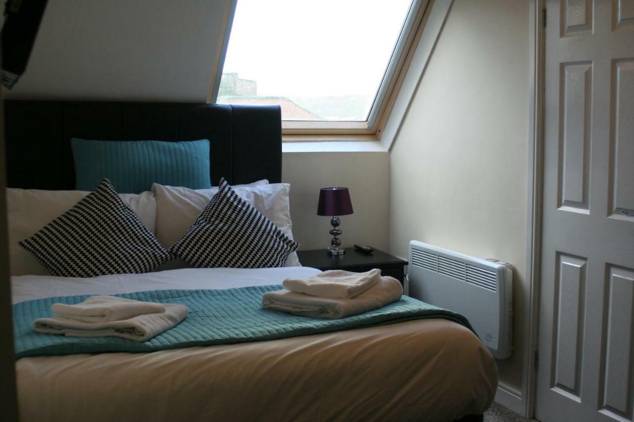 Abbey Holiday Accommodation 휫비 외부 사진