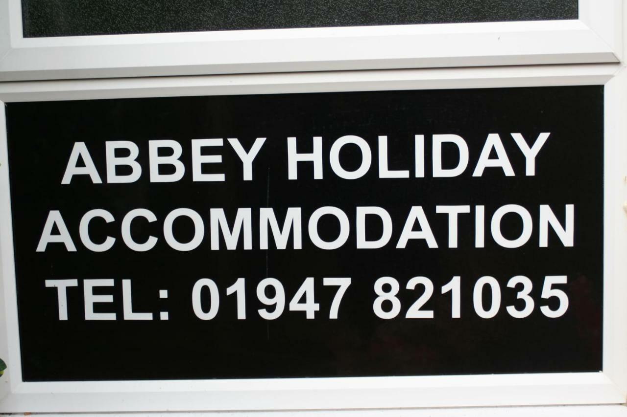 Abbey Holiday Accommodation 휫비 외부 사진